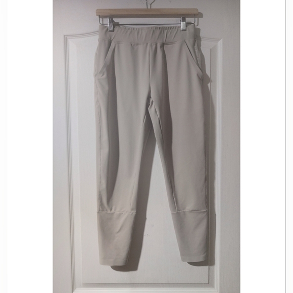 Alphalete | Trace Joggers In String Off-white - Picture 5 of 12